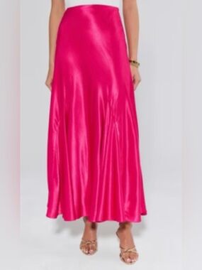 Avara Olivia Luxe Hot Pink Liquid Satin Bias Cut Maxi Skirt M NWT